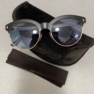 Tom Ford Angela sunglasses gradient color 53/18